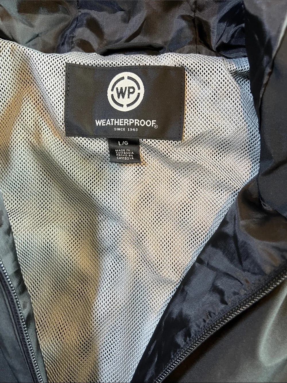 Weatherproof Men's Hooded Raincoat Jacket in Black